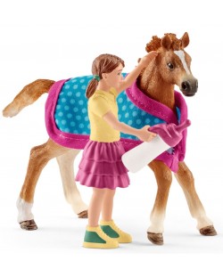 Фигурка Schleich Horse Club - Комплект момиче и конче с одеяло