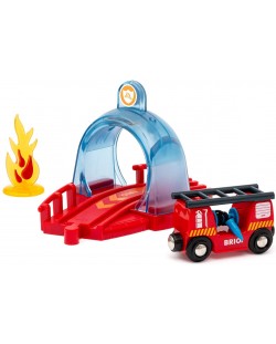 Игрален комплект Brio Smart Tech - Тунел и пожарен вагон
