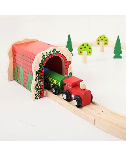 Дървена играчка Bigjigs - Червен тухлен тунел с релса - 2
