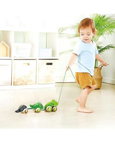 Дървена играчка за дърпане Hape - Семейство жабки - 3
