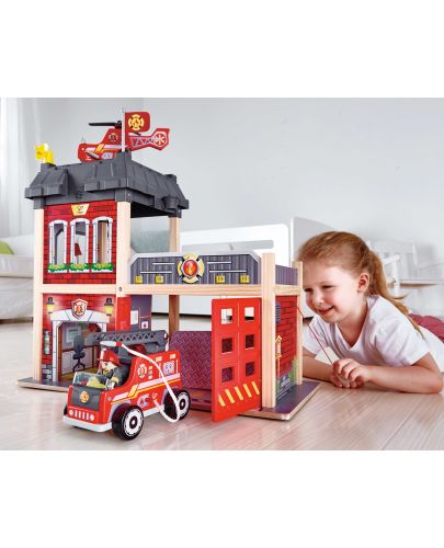 Детска игра Hape - Пожарна станция - 4