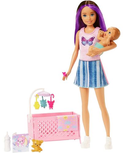 Игрален комплект Barbie Skipper - Барби детегледачка с лилави кичури - 2