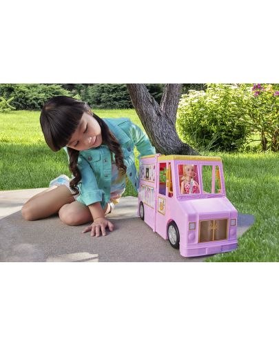 Игрален комплект Barbie - Камион за лимонада - 8