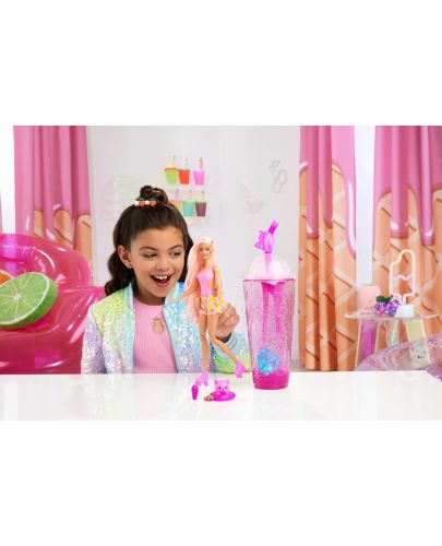 Игрален комплект Barbie Pop Reveal - Кукла с изненади, Ягодова лимонада - 2