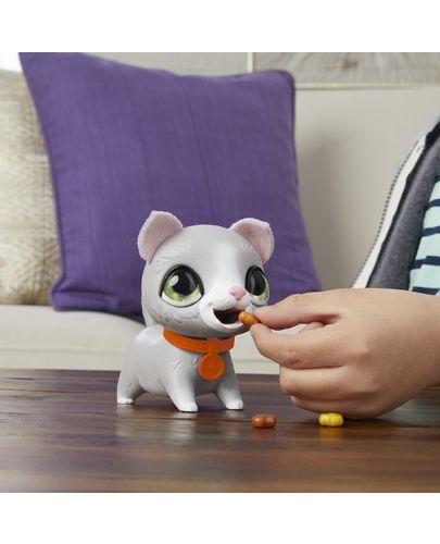Интерактивна играчка Hasbro FurReal Poopalots - Акащи животни, Сиво коте - 4