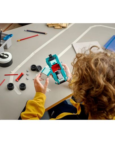 Конструктор LEGO Creator 3 в 1 - Състезателен автомобил (31127) - 7