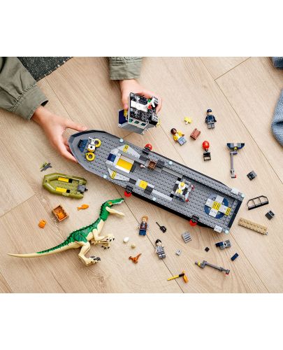 Конструктор Lego Jurassic World - Бягство с кораб на Барионикс (76942) - 9