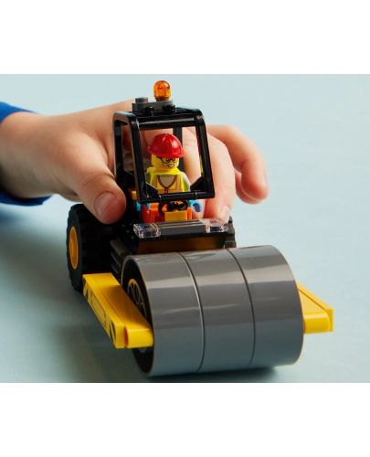 Конструктор LEGO City - Строителен валяк (60401) - 8