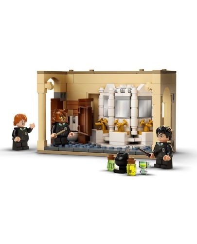 Конструктор Lego Harry Potter - Хогуортс: Грешка с многоликова отвара (76386) - 5