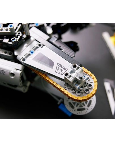Конструктор Lego Technic - BMW M 1000 RR (42130) - 6