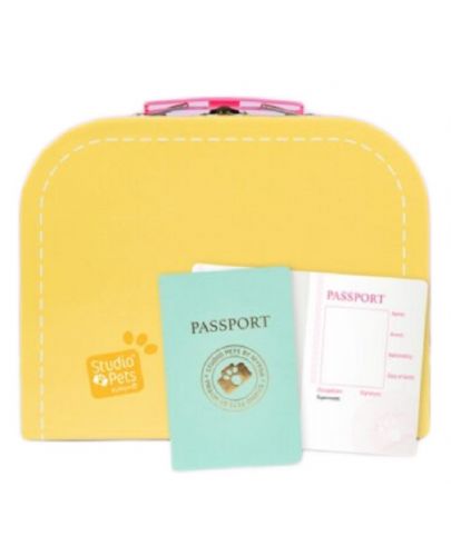 Куфарче за плюшени играчки Studio Pets - С паспорт, 16 cm, жълто - 3