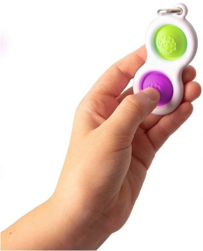 Сензорна играчка-ключодържател Tomy Fat Brain Toys - Simple Dimple, зелена/лилава - 3