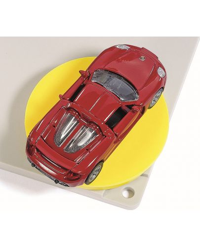 Игрален комплект Siku World - Шоурум с автомобил Порше Карера GT - 3