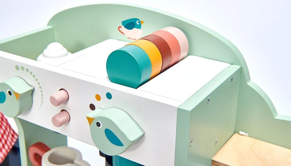 Дървен игрален комплект Tender Leaf Toys Кафесладкарница Bird's Nest