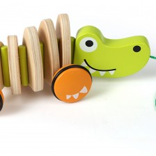 Дървена играчка за дърпане Hape - Крокодил