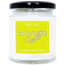 Ароматна свещ с късметче Next Lit Fortune Candle - Карибски горски плодове и пъпеш, на английски