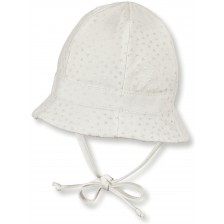 Бебешка лятна шапка с UV 50+ защита от трико Sterntaler, 43 cm, 5-6 месеца, бяла -1