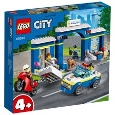 Конструктор LEGO City - Преследване с полицейски участък (60370) -1