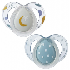 Ортодонтични  залъгалки Tommee Tippee - Night Time, 6-18 м, 2 броя, луна/дъжд