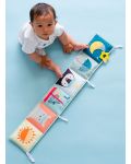 Бебешка книжка с активности Taf Toys  - Северен полюс - 4t