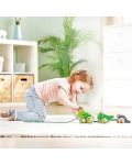 Дървена играчка за дърпане Hape - Семейство жабки - 4t