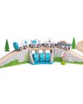Детски влаков комплект Bigjigs - Дървен мост с водопад - 3t