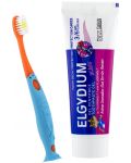 Elgydium Kids Комплект - Паста за зъби, горски плодове, 50 ml + Детска четка за зъби, Soft - 1t