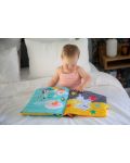 Голяма интерактивна книга със звуци и мелодии Sophie la Girafe - 10t